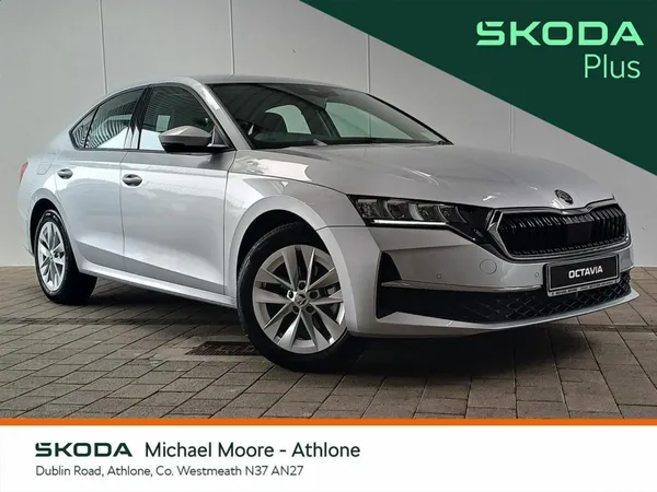 Skoda Octavia Saloon, Diesel, 2027, Silver