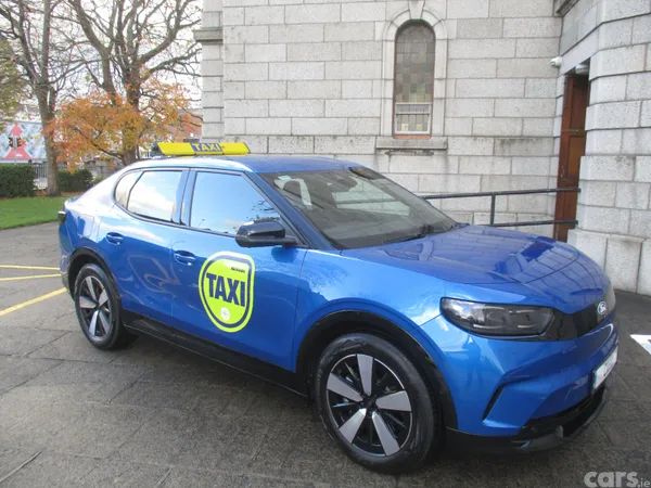 Ford Capri Hatchback, Electric, 2026, Blue
