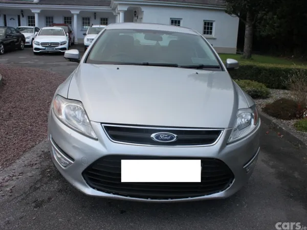 Ford Mondeo Saloon, Diesel, 2011, Silver
