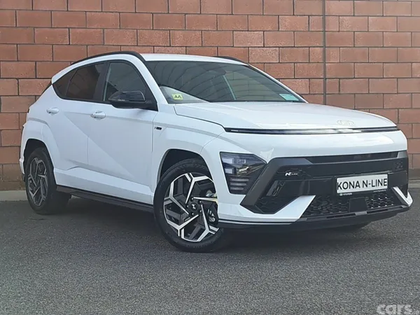 Hyundai KONA MPV, Petrol, 2027, White