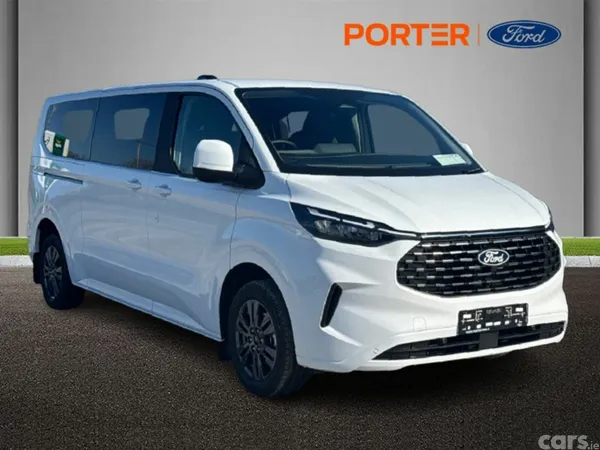Ford Tourneo Custom MPV, Diesel, 2026, White