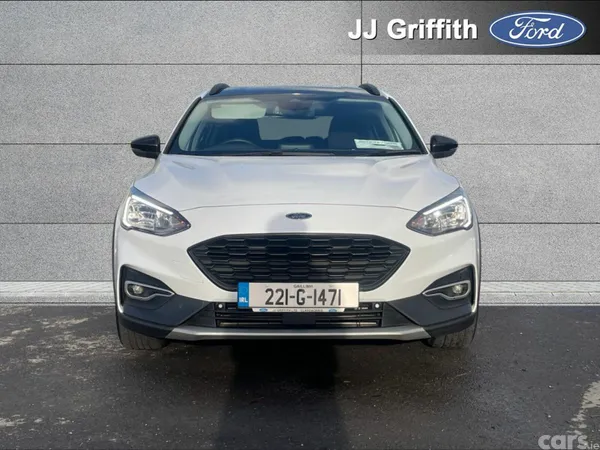 Ford Focus Hatchback, Petrol Hybrid, 2022, White