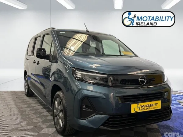 Opel Combo MPV, Diesel, 2026, Antiqua Blue