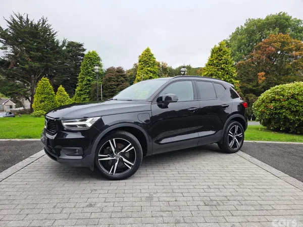 Volvo XC40 SUV, Petrol Plug-in Hybrid, 2020, Black