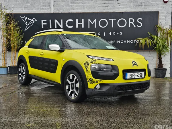 Citroen C4 Hatchback, Petrol, 2015, Yellow