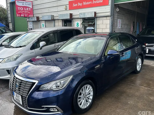 Toyota Crown Saloon, Petrol Hybrid, 2016, Blue