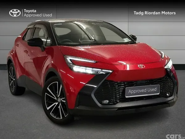 Toyota C-HR SUV, Petrol Hybrid, 2025, Red