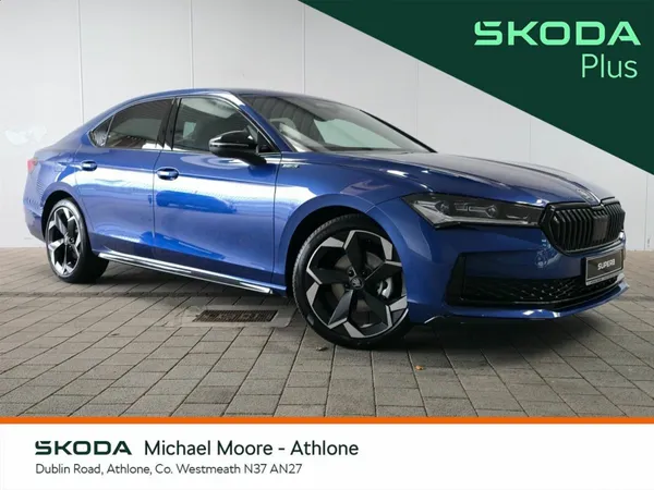 Skoda Superb Saloon, Diesel, 2027, Blue
