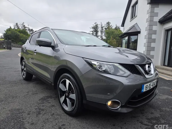 Nissan Qashqai Hatchback, Diesel, 2015, Grey