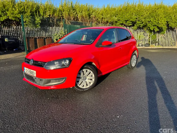 Volkswagen Polo Hatchback, Petrol, 2012, Red