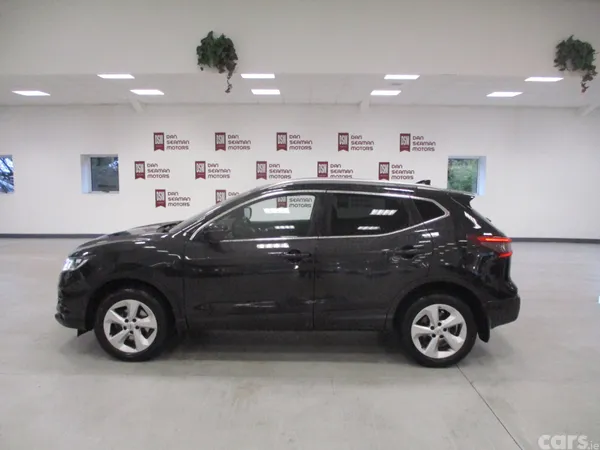 Nissan Qashqai SUV, Diesel, 2018, Black