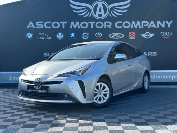 Toyota Prius Saloon, Petrol Hybrid, 2021, Silver