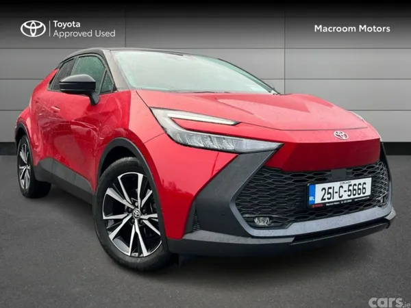 Toyota C-HR SUV, Petrol Hybrid, 2025, Red