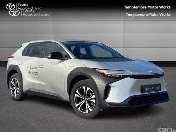 Toyota bZ4X Estate, Electric, 2023, Silver