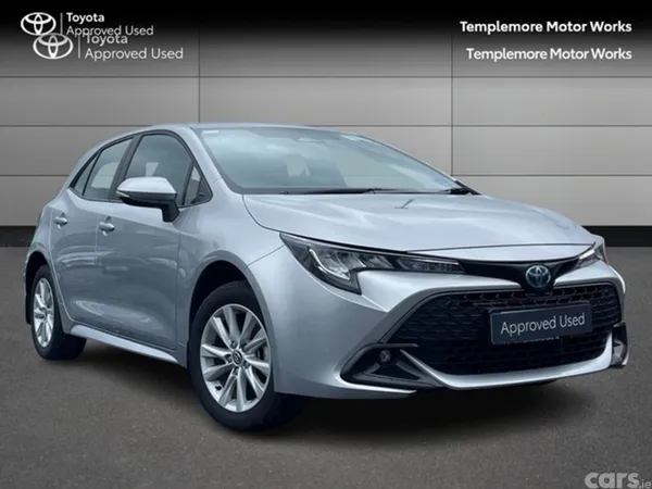 Toyota Corolla Hatchback, Petrol Hybrid, 2023, Silver