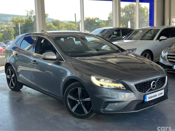 Volvo V40 Hatchback, Diesel, 2016, Grey