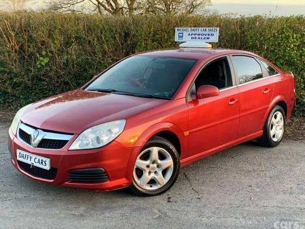 Vauxhall Vectra Hatchback, Diesel, 2008, Red