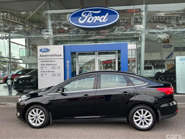Ford Focus Saloon, Diesel, 2017, Black
