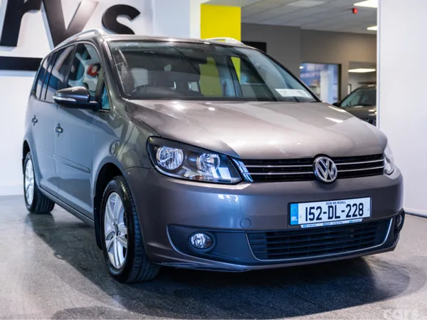 Volkswagen Touran MPV, Diesel, 2015, Grey