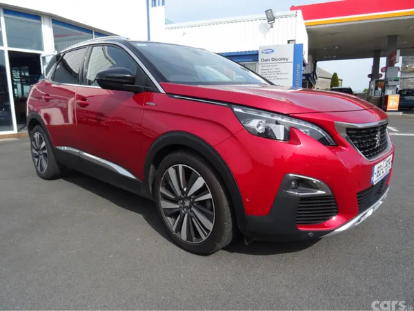 Peugeot 3008 Hatchback, Diesel, 2018, Red