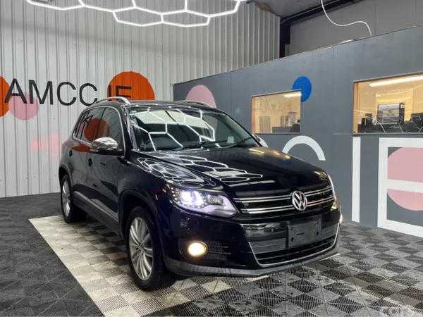 Volkswagen Tiguan SUV, Petrol, 2015, Black