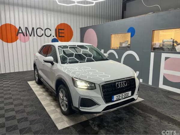 Audi Q2 SUV, Petrol, 2022, White