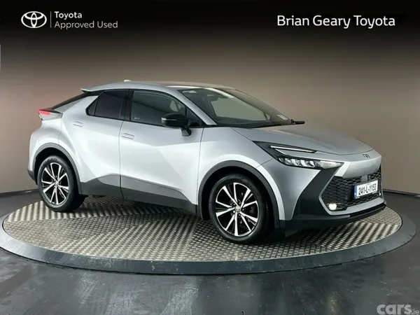 Toyota C-HR SUV, Petrol Hybrid, 2024, Silver