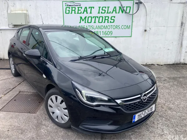 Opel Astra Hatchback, Petrol, 2019, Black