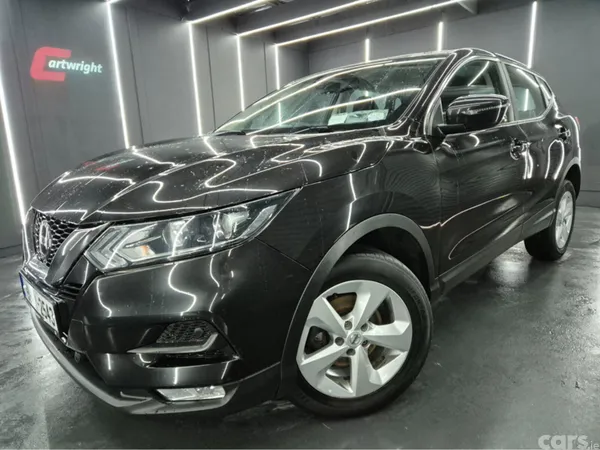 Nissan Qashqai MPV, Diesel, 2019, Black