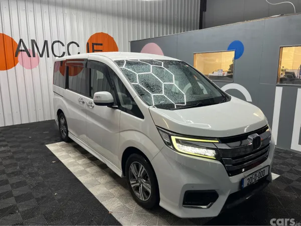 Honda Stepwagon MPV, Petrol Hybrid, 2020, White