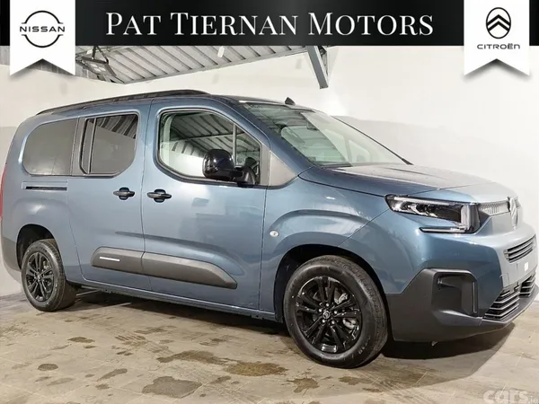 Citroen Berlingo Multispace MPV, Diesel, 2026, Blue