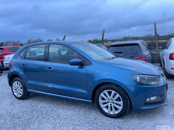 Volkswagen Polo Hatchback, Petrol, 2017, Blue