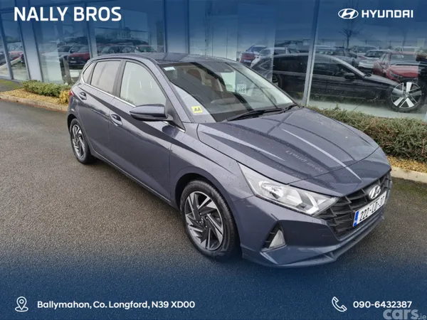 Hyundai i20 Hatchback, Petrol, 2022, Grey