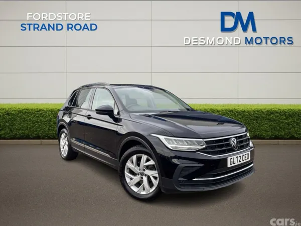 Volkswagen Tiguan SUV, Petrol, 2023, Black