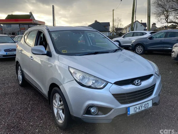 Hyundai ix35 SUV, Diesel, 2012, Silver