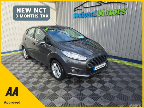 Ford Fiesta Hatchback, Petrol, 2015, Grey