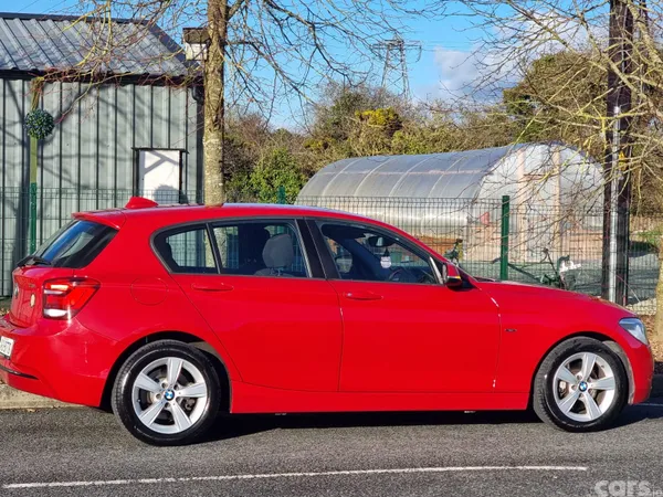BMW 1-Series Hatchback, Petrol, 2014, Red