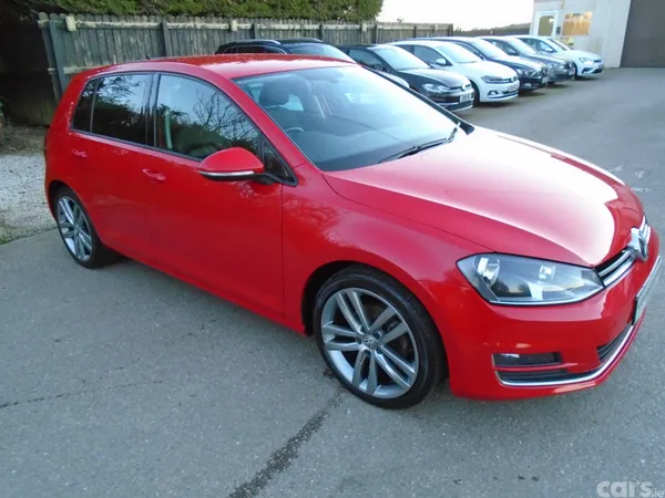 Volkswagen Golf Estate, Diesel, 2017, Red
