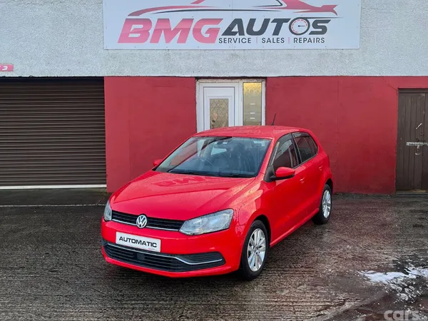 Volkswagen Polo Hatchback, Petrol, 2016, Red