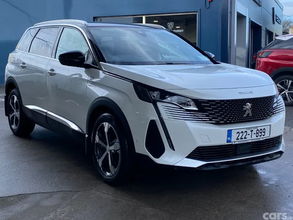 Peugeot 5008 MPV, Diesel, 2022, White