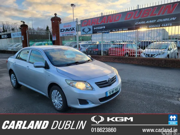 Toyota Corolla Saloon, Petrol, 2010, Silver