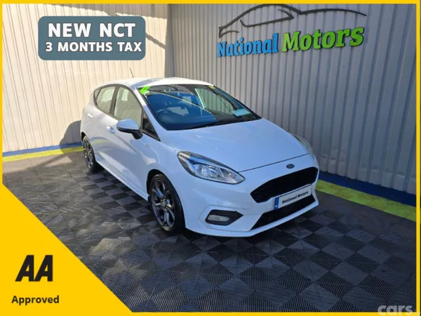 Ford Fiesta Hatchback, Petrol, 2018, White