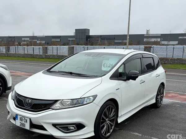 Honda Jade MPV, Petrol Hybrid, 2016, White