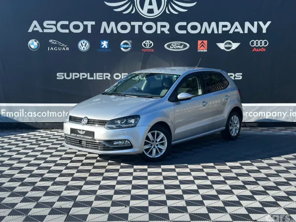 Volkswagen Polo Hatchback, Petrol, 2015, Silver