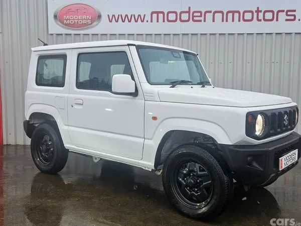 Suzuki Jimny MPV, Petrol, 2024, White