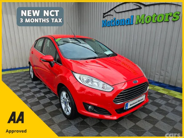 Ford Fiesta Hatchback, Petrol, 2014, Red