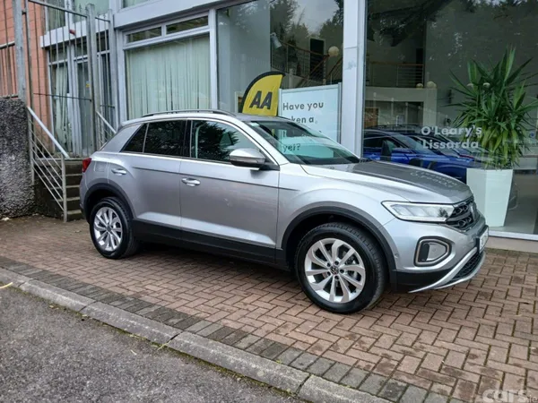 Volkswagen T-Roc SUV, Diesel, 2024, Silver