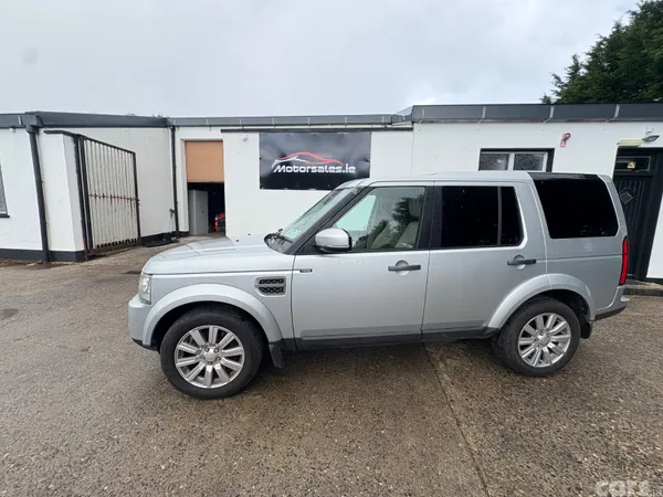 Land Rover Discovery SUV, Diesel, 2014, Silver