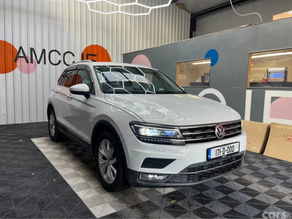 Volkswagen Tiguan SUV, Petrol, 2017, White