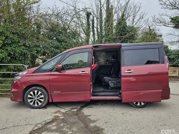 Nissan Serena MPV, Petrol Hybrid, 2017, Red